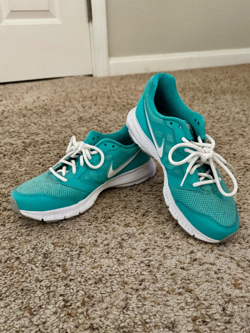 Women’s Nike Air Max Running Shoes in Teal Colorway